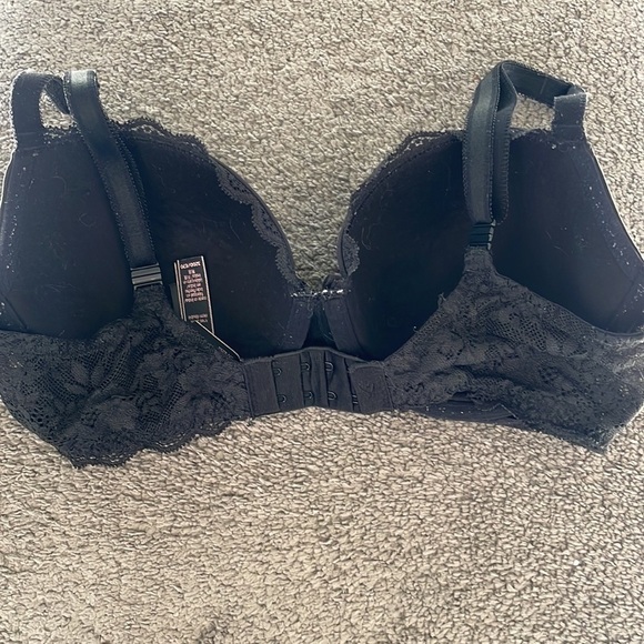 VGC Victoria’s Black, Lace Trim, Secret Dream Angel Bra. Size 32DD - Picture 2 of 4